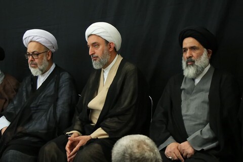 إقامة حفل تأبيني في مكتب آية الله العظمى نوري الهمداني للرئيس رئيسي ومرافقيه