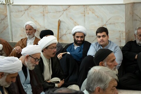 إقامة حفل تأبيني في مكتب آية الله العظمى نوري الهمداني للرئيس رئيسي ومرافقيه