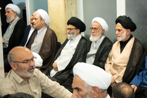 إقامة حفل تأبيني في مكتب آية الله العظمى نوري الهمداني للرئيس رئيسي ومرافقيه