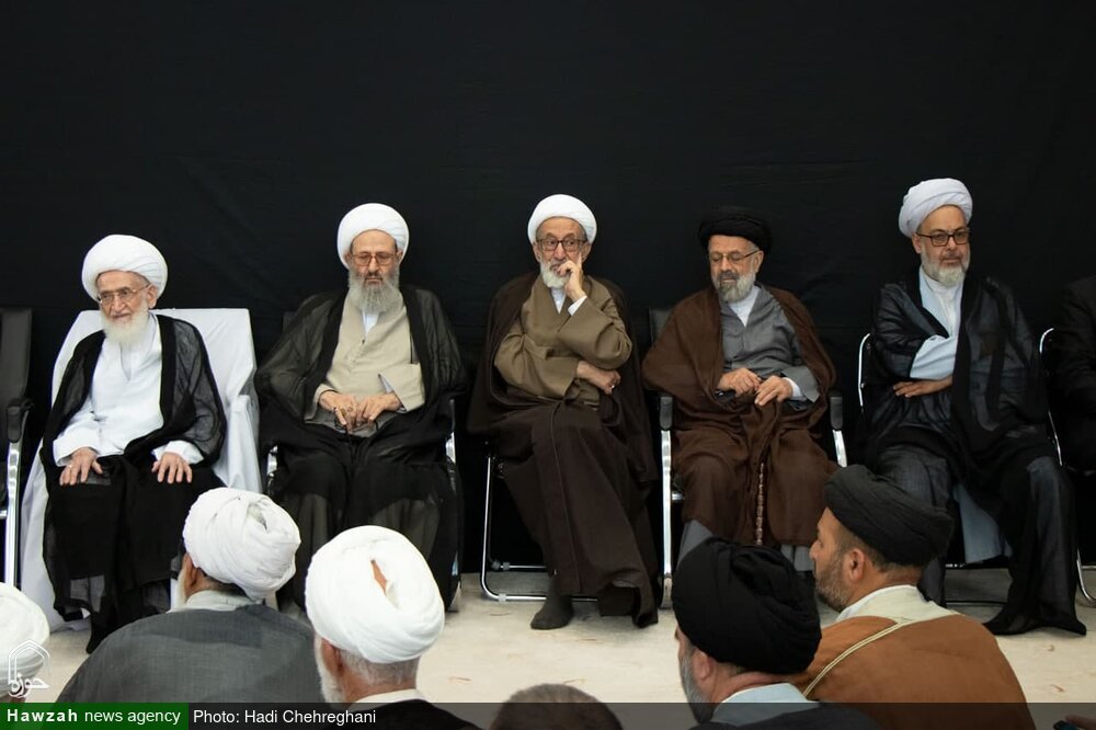 بزرگداشت شهدای خدمت در دفتر آیت الله العظمی نوری همدانی / رزاقی: رئیس جمور شهید چهره ماندگار تاریخ شد