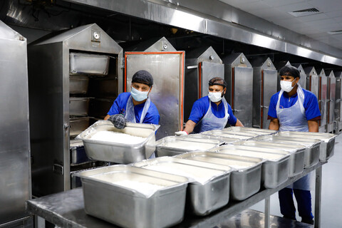 تصاویر/ بازدید سرپرست حجاج ایرانی از آشپزخانه iهای دخیل و زِین در مدینه