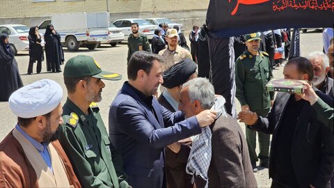 تصاویر/ آیین بدرقه زائرین حرم مطهر امام خمینی (ره) در ماکو