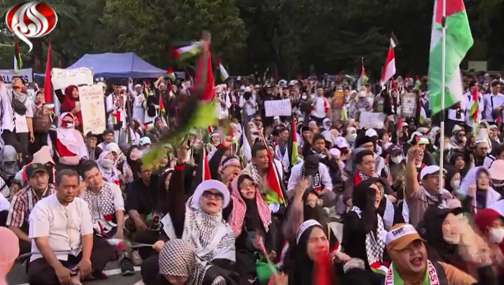 مظاهرات حاشدة في أوروبا تطالب بوقف "الإبادة الجماعية" في غزة