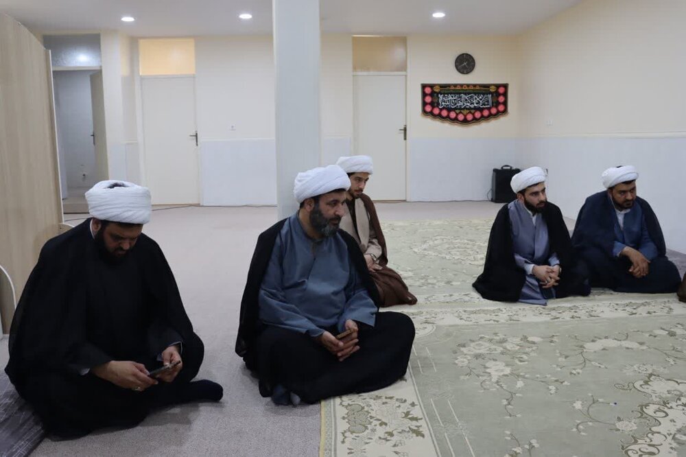 دیدار حجت الاسلام والمسلمین فرخ فال با نماینده ولی فقیه در خوزستان