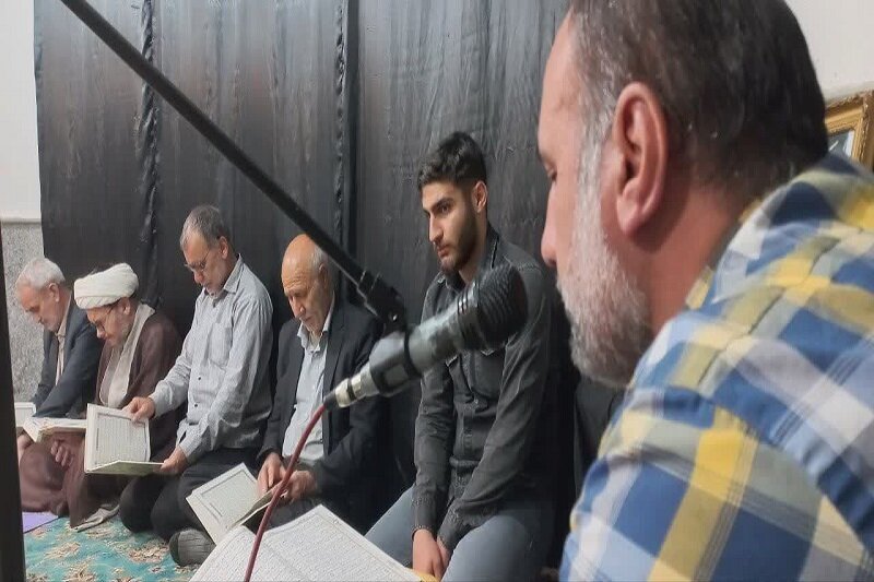 محفل اُنس با قرآن یادبود «شهدا خدمت» در هرسین برگزار شد