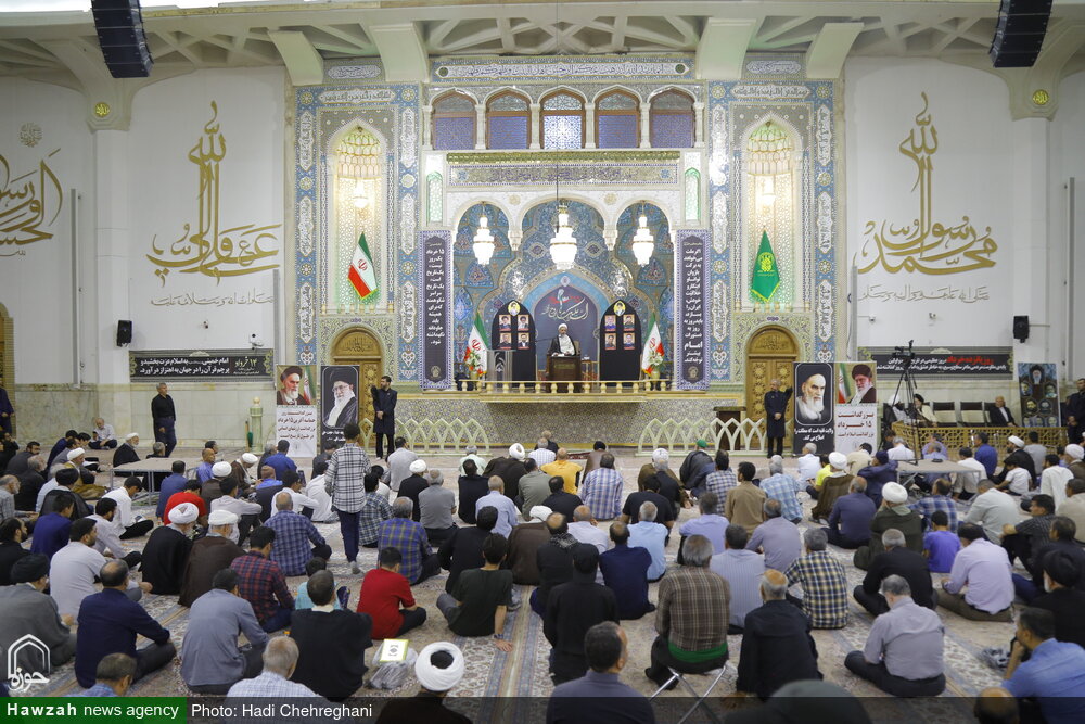 برگزاری سالگرد ارتحال امام خمینی(ره) از سوی رهبر معظم انقلاب + فیلم و عکس