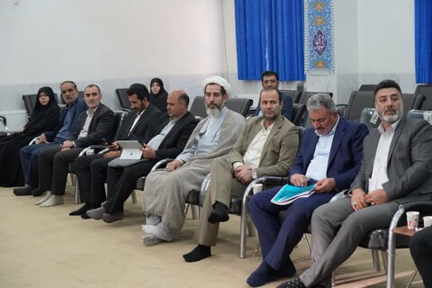 تصاویر برگزاری ششمین جلسه جهاد تبیین در لرستان