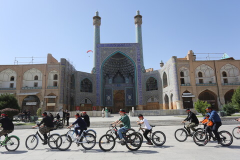 همایش دوچرخه سواری عاشقان حسینی رهروان خمینی در اصفهان