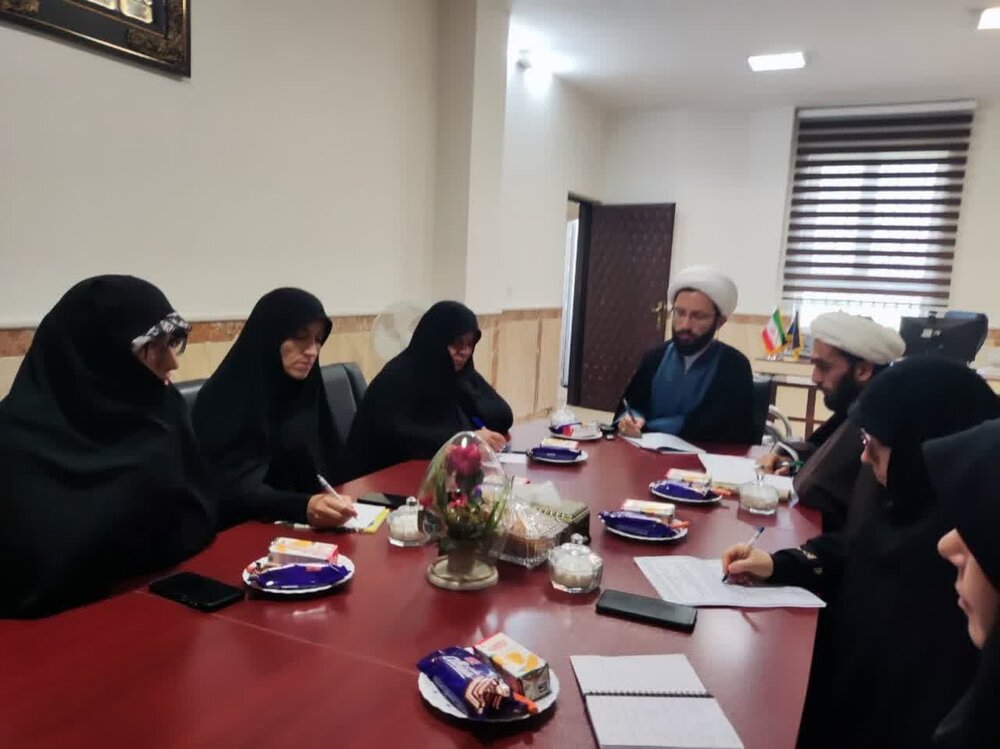 اولین جلسه شورای علمی پژوهشی مدیریت حوزه علمیه خواهران استان اردبیل تشکیل شد