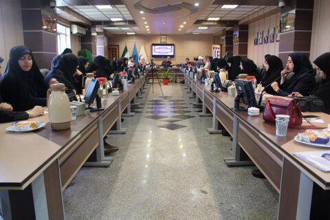 تصاویر/  نشست تبیینی، توجیهی رابطین عفاف و حجاب دستگاه های اجرایی استان قزوین