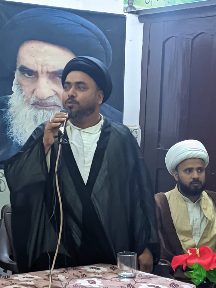 جون پور میں امام خمینی (رح) کی یاد میں سیمینار اور مجلسِ عزاء کا اہتمام