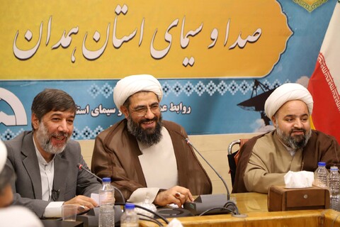 تصاویر / نشست مشترک ائمه جمعه استان با مدیران صدا و سیمای استان همدان