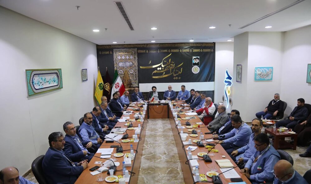 مسئولان ستاد مکه مکرمه با اتخاذ تدابیر لازم، آماده حل مشکلات احتمالی باشند
