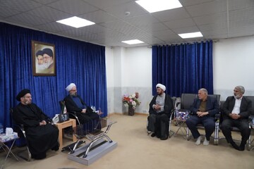 تصاویر/ دیدار دبیر ستاد امر به معروف و نهی از منکر کشور با نماینده ولی فقیه در لرستان