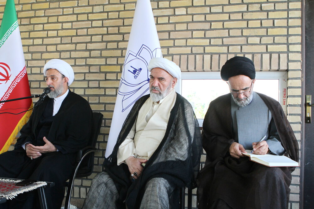 شهید رئیسی از مسئولان بابرکت جمهوری اسلامی ایران بود/ خدمات شهید جمهور تبیین شود