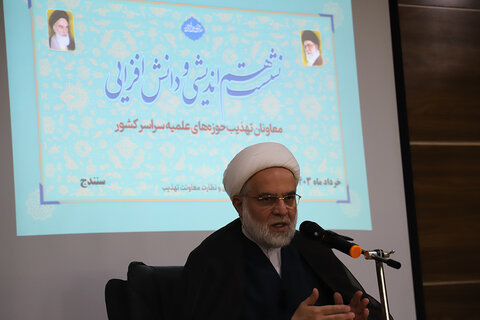اخلاق و معنویت در عرض مسایل طلبگی است حجت الاسلام والمسلمین عبدالرضا پورذهبی
