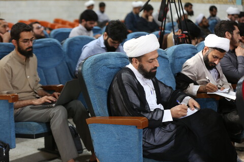 تصاویر/ نشست های تخصصی «کارآمدی و نوآوری های اصولی امام خمینی (ره)»