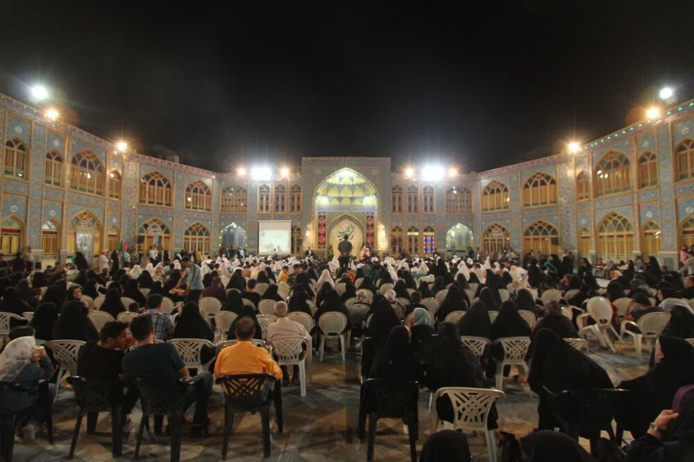 برگزاری جشن ازدواج ۱۲۰ زوج جوان در حرم هلال بن علی (ع) آران و بیدگل+ عکس
