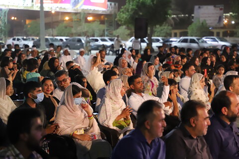تصاویر|آغاز زندگی مشترک ۷۰۰نوعروس در استان هرمزگان با اهدای جهیزیه