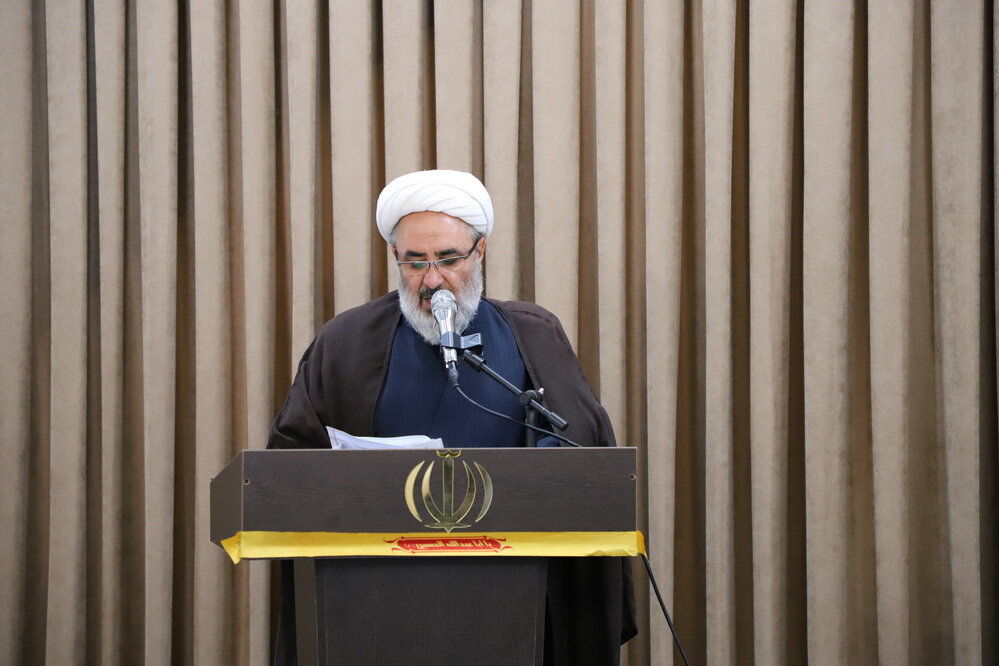 راه شهدای خدمت مشارکت مردم در انتخابات است