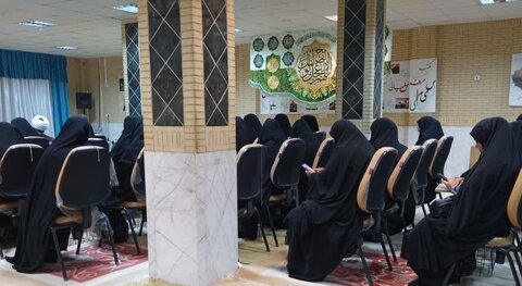 نشست تخصصی پذیرش  در مدرسه علمیه فاطمة الزهرا سلام الله علیها کنگان