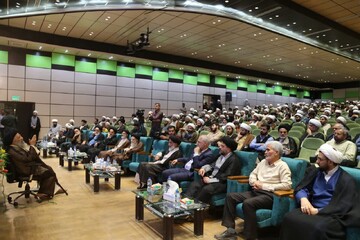 تصاویر/ همایش جهادگران عرصه تبیین ویژه روحانیون، اساتید، مبلغین و ائمه جماعات اهواز