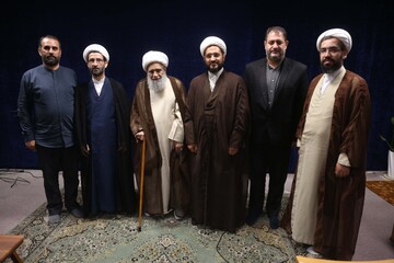 تصاویر/ دیدار مسئول و مدیران مرکز رسانه و فضای مجازی حوزه‌های علمیه با آیت الله کریمی جهرمی