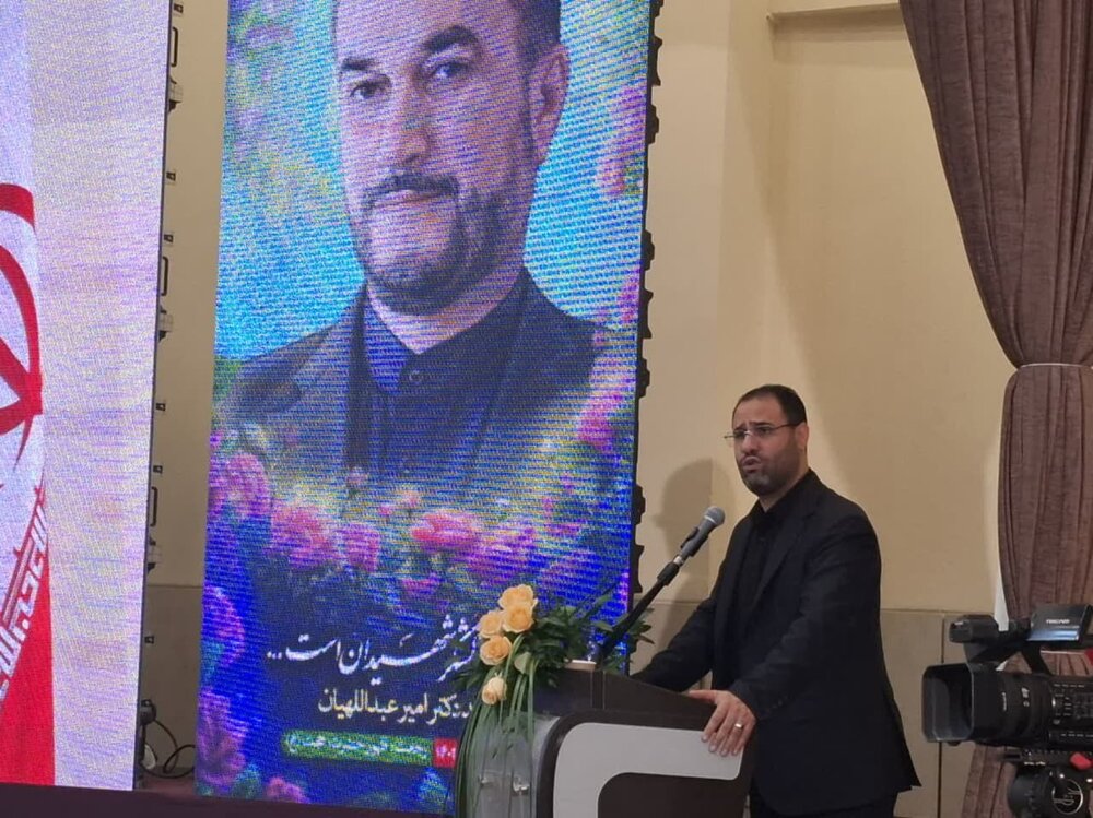 کلنگ مجتمع هنرستان های مرکز جامع مهارت آموزی کشور در کاشان به زمین زده شد