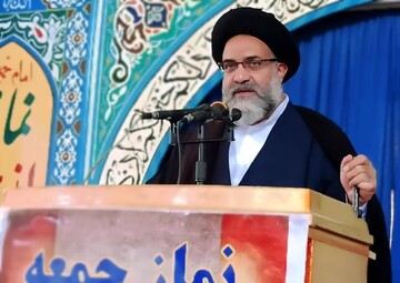 انتقاد امام جمعه یاسوج از بلاتکلیفی پتروشیمی گچساران