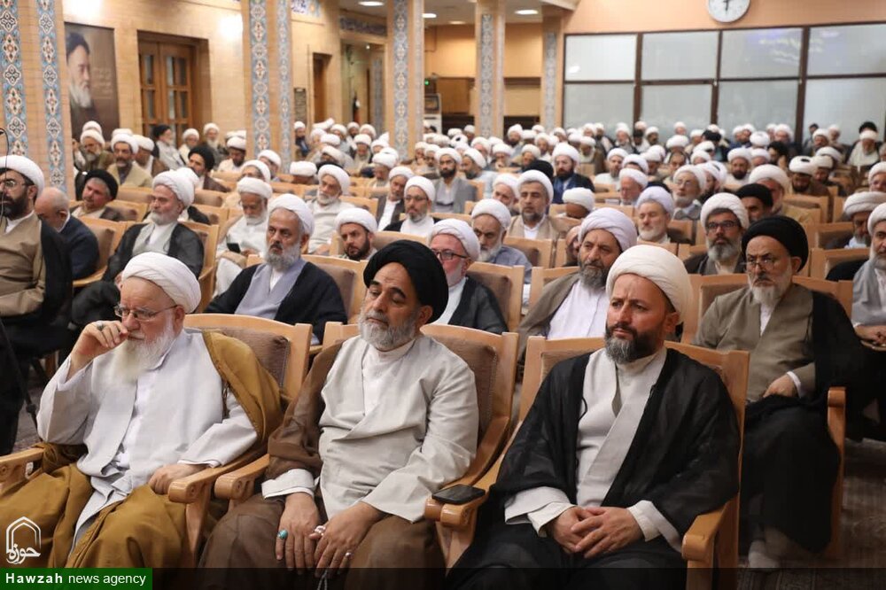 دشمن برای ضربه زدن به انقلاب، به قم تمرکز ویژهای دارد