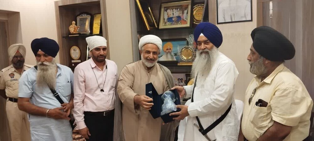 فارسی زبان نے ایران اور ہندوستان کو ایک دوسرے کے قریب کر دیا ہے: سکھ رہنما