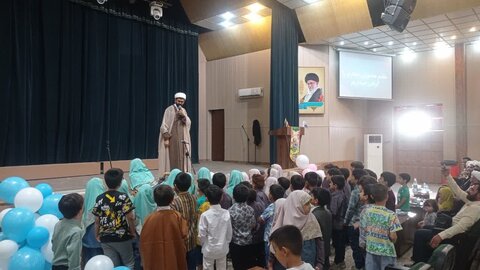 تصاویر| جشن «الفبا» مدرسه وارثین شیراز با اجرای مبلغین مهدوی
