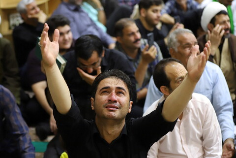 مراسم قراءة دعاء عرفة في مرقد السيدة فاطمة المعصومة (عليها السلام)