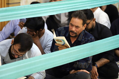 مراسم قراءة دعاء عرفة في مرقد السيدة فاطمة المعصومة (عليها السلام)