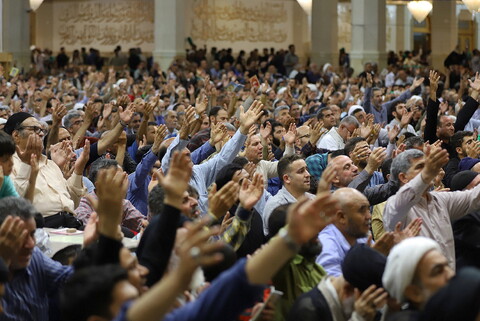 مراسم قراءة دعاء عرفة في مرقد السيدة فاطمة المعصومة (عليها السلام)