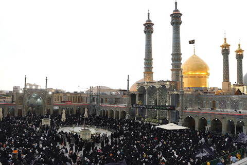 مراسم قراءة دعاء عرفة في مرقد السيدة فاطمة المعصومة (عليها السلام)