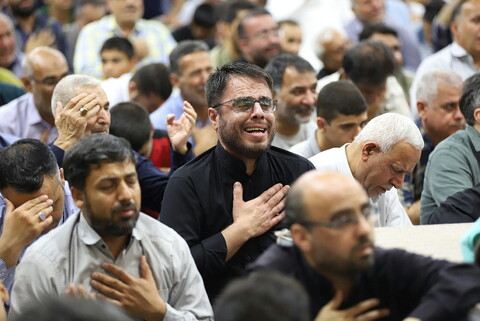 مراسم قراءة دعاء عرفة في مرقد السيدة فاطمة المعصومة (عليها السلام)