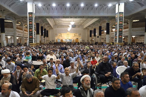 مراسم قراءة دعاء عرفة في مرقد السيدة فاطمة المعصومة (عليها السلام)