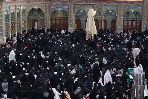 مراسم قراءة دعاء عرفة في مرقد السيدة فاطمة المعصومة (عليها السلام)