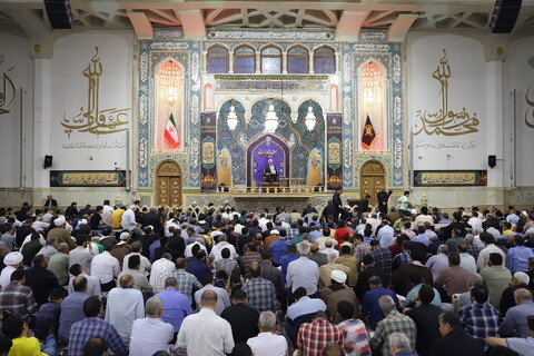 مراسم قراءة دعاء عرفة في مرقد السيدة فاطمة المعصومة (عليها السلام)