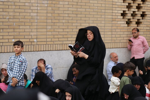 مراسم قراءة دعاء عرفة في مرقد السيدة فاطمة المعصومة (عليها السلام)