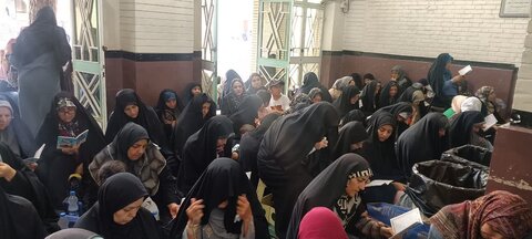 تصاویر /فعالیت و همکاری طلاب مدرسه علمیه فاطمه الزهرا ساوه در برگزاری دعای عرفه