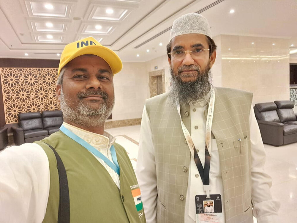 हज इस्लाम में सभी इबादत का ख़ुलासा है, अराफा का दिन दुआ का दिन है