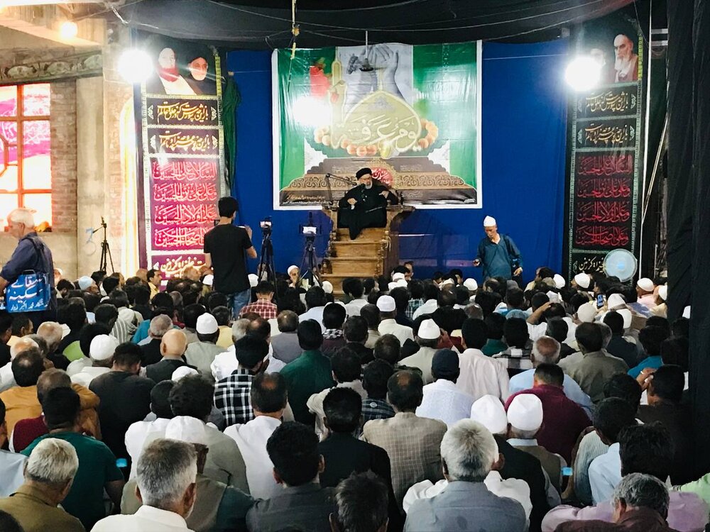 सफ़ीरे हुसैन (अ) की शहादत और अरफ़ा के दिन के अवसर पर बडगाम मे इज्तेमाअ