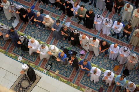 اقامه نماز عید قربان در جوار مرقد امیر مؤمنان (ع)