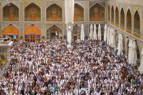 إقامة صلاة عيد الأضحى المُبارك في صحن أمير المؤمنين (عليه السلام)