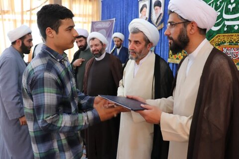 تجلیل از طلاب برگزیده مدارس علمیه شرق استان گلستان