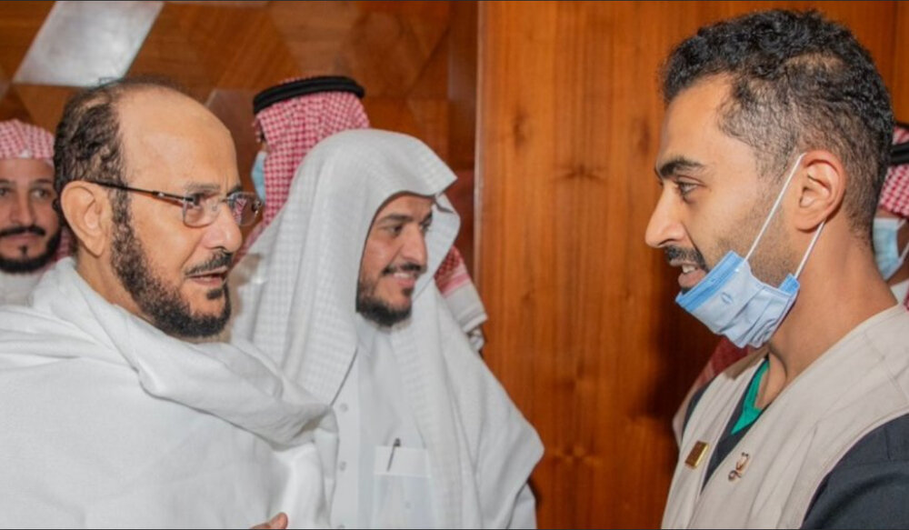 وزير سعودي لحجاج فلسطين: "لا مكان لمن يقتات على الفتن" في بلادنا وزير سعودي لحجاج فلسطين: "لا مكان لمن يقتات على الفتن" في بلادنا