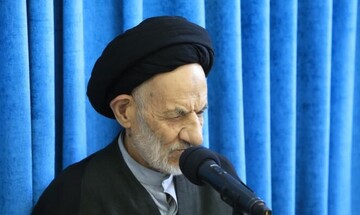 گلایه امام جمعه بیرجند از فعالیت‌های جزیره‌ای