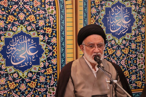 دبیر جامعه روحانیت شیراز